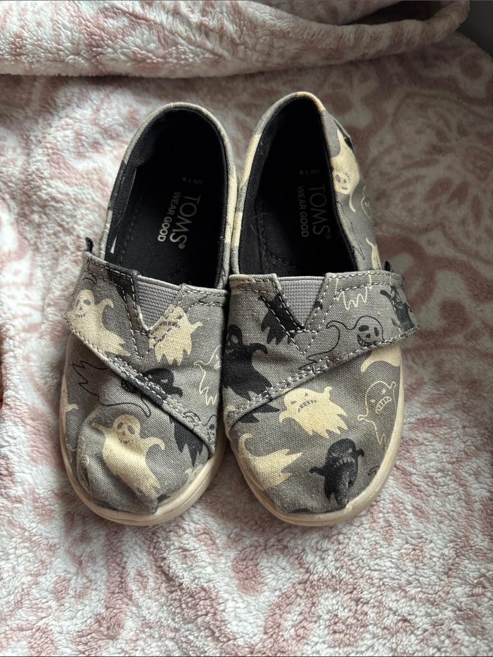 Toms Gray Canvas Kids Slip-On Shoes with Ghost Print